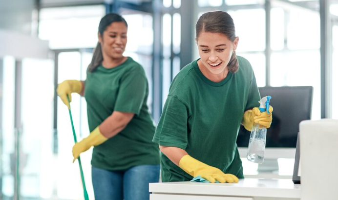 Commercial carpet steam cleaning service in an office in LA, CA
